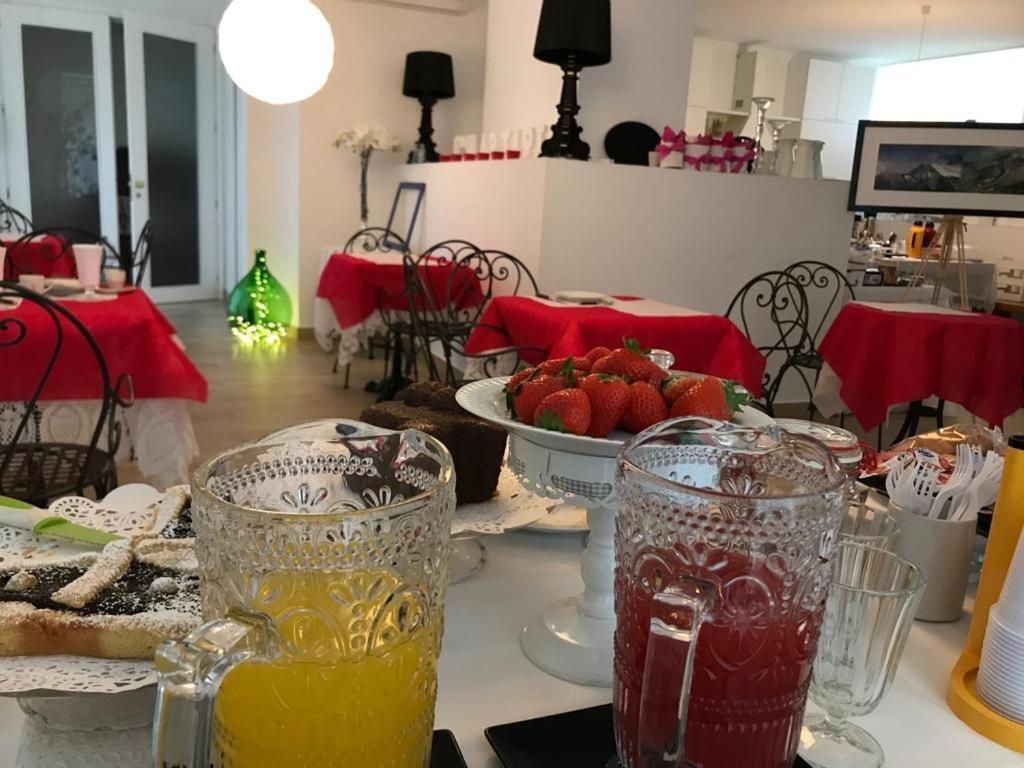 Ascoli Bonjour B&B & Apartments Parcheggio Privato & Giardino Ascoli Piceno Ngoại thất bức ảnh